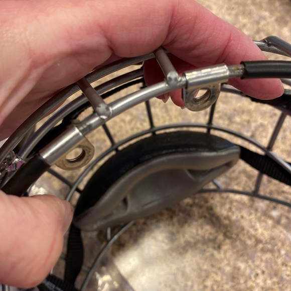 Bauer 5100 Facemask Grille White Hockey M or L :UNSURE OF SIZE - Picture 13 of 17